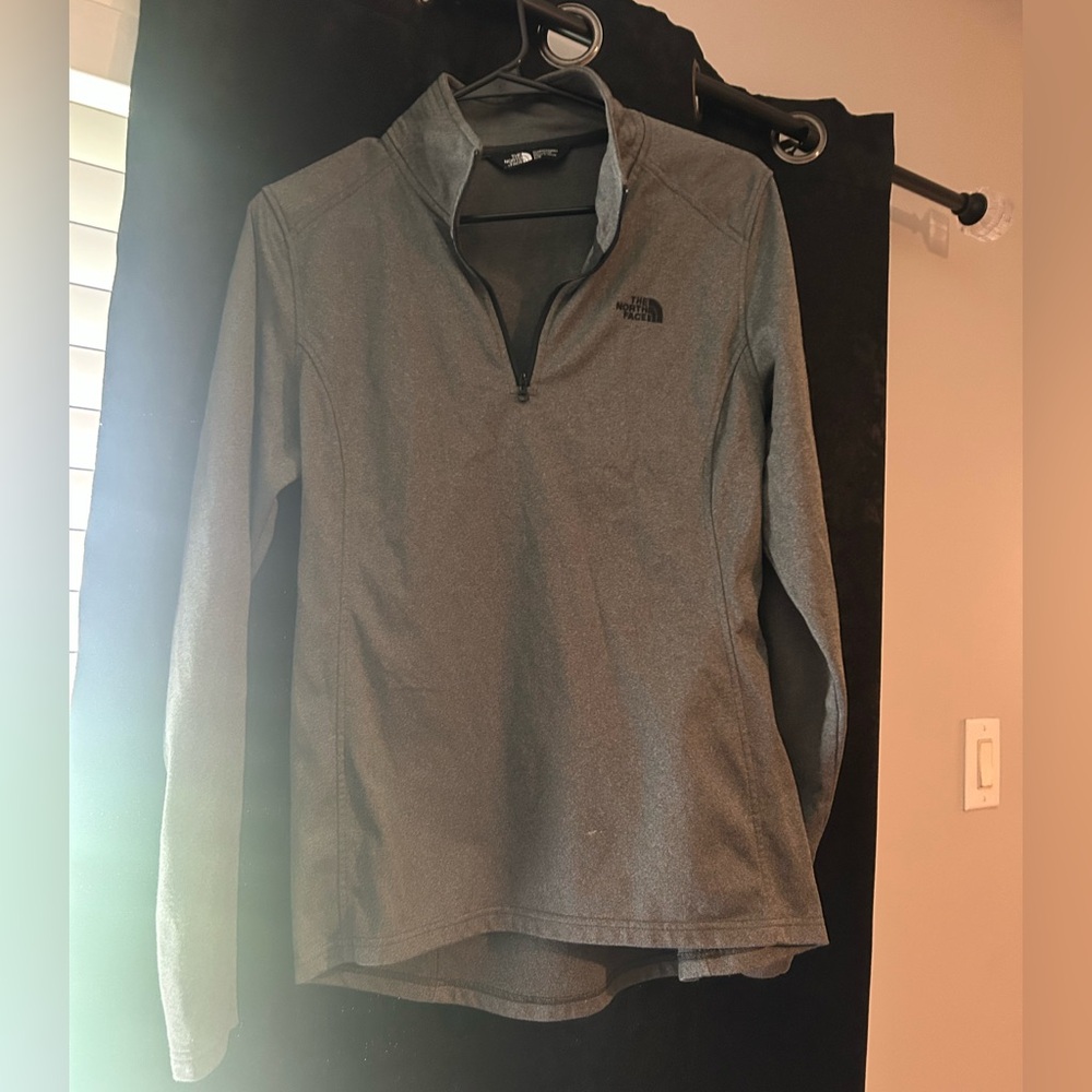 The North Face Heather Gray Pullover